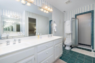 Welcome to 6 4th Avenue, a classic beach retreat just steps from - photo 27