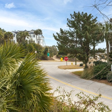 Welcome to 6 4th Avenue, a classic beach retreat just steps from - photo 33