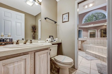 3 LEVELS Turnkey home......Beautiful End unit, 4 bedroom, 3 bath - photo 33