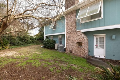 Welcome to 6 4th Avenue, a classic beach retreat just steps from - photo 37