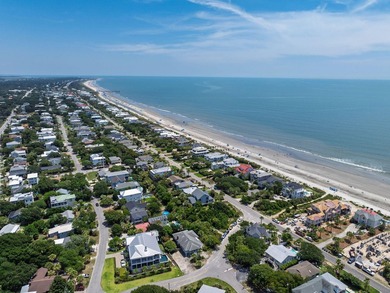 Welcome to 6 4th Avenue, a classic beach retreat just steps from - photo 48