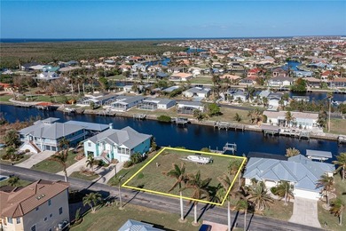 OPPORTUNITY TO OWN 100 FT OF WATERFRONT IN THE GATED COMMUNITY - photo 7