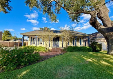 Lake Home For Sale in Patterson, Louisiana