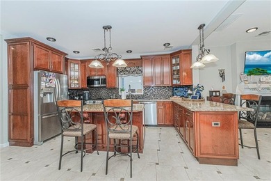 Tottenville-Fully Detached Colonial, an absolute stunning home - photo 9