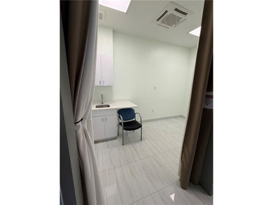 Fully renovated commercial space previously used as a medical - photo 8