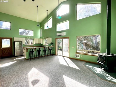 Experience the best of coastal living in this light-filled - photo 4