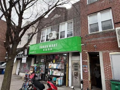 Excellent opportunity to own a mixed-use building in the heart - photo 3