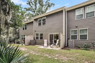 Live the Lowcountry lifestyle in this like-new 2024 townhome in - photo 29