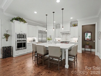 A first offering of this custom-built Simonini home in The - photo 10
