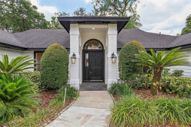 Lake Home For Sale in Lake Mary, Florida