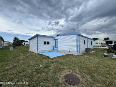 REMODELED Fully furnished light bright (Bay Windows), open - photo 11