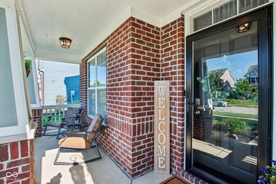 Discover refined living in this spacious 2527 sq. ft - photo 6