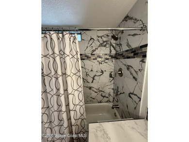 REMODELED Fully furnished light bright (Bay Windows), open - photo 45