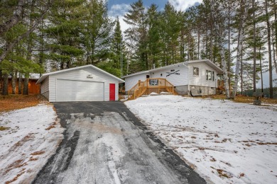 Pine Lake - Oneida County Home For Sale in Rhinelander Wisconsin