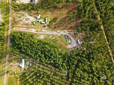 Rare opportunity to own 4 acres of unzoned land in a convenient - photo 2