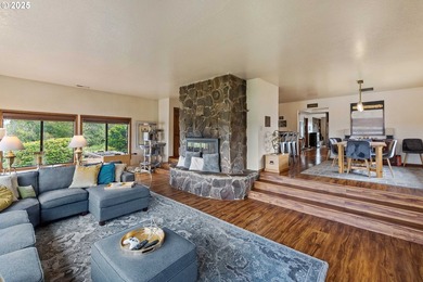 Custom Updated Home on Telegraph Hill with Bay Views.This - photo 10
