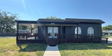 Lake Ray Roberts Commercial For Sale in Pilot Point Texas