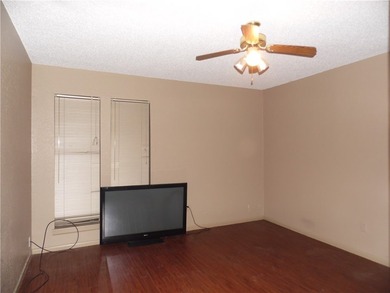 REDUCED!!! Well Sought After Townhome In The Center Of Calallen! - photo 12