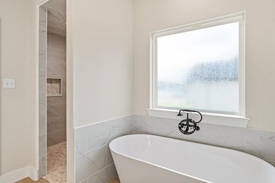 2% EXCLUSIVE INCENTIVE FOR BUYERS! UP TO $6,958 IN CONCESSIONS! - photo 15