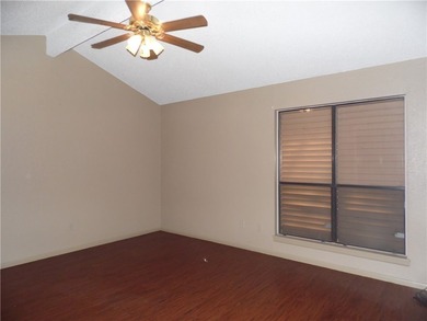 REDUCED!!! Well Sought After Townhome In The Center Of Calallen! - photo 16