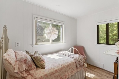 Welcome to this spacious 3 bedroom home in Charlevoix set on 4.2 - photo 25