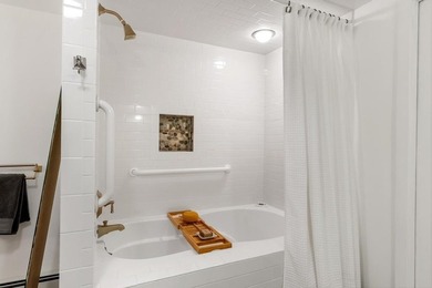 Welcome to this spacious 3 bedroom home in Charlevoix set on 4.2 - photo 33