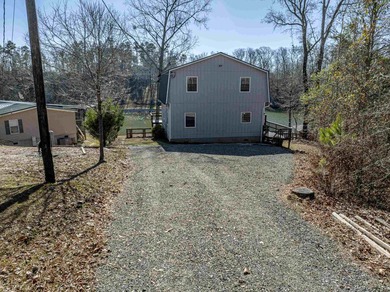 Welcome to 219 Hickory Pass. This 5-bedroom, 2-bath home has so - photo 41