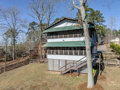 Welcome to 219 Hickory Pass. This 5-bedroom, 2-bath home has so - photo 47