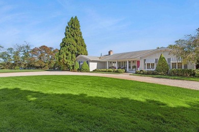 One of the first things you'll notice about this property is - photo 3