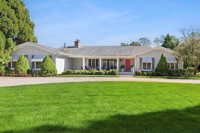 One of the first things you'll notice about this property is - photo 5