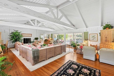 One of the first things you'll notice about this property is - photo 10