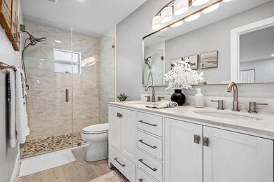 Totally and professionally refurbished. Move in ready. 3 - photo 21