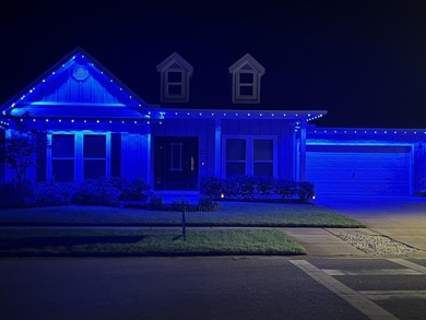 Welcome to this beautifully upgraded and well maintained home - photo 2