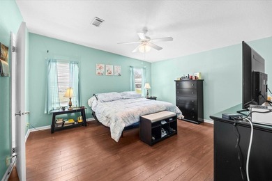 Welcome to your Florida retirement dream! Nestled on a quiet - photo 16