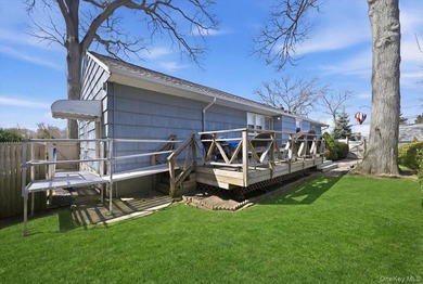 Buyers wait anxiously for a 2 car oversized garage, with access - photo 18