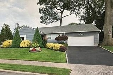 Buyers wait anxiously for a 2 car oversized garage, with access - photo 19