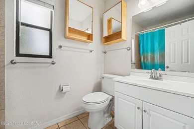 Charming 3-bedroom concrete block home on city water and city - photo 21