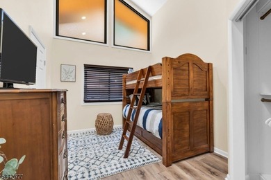 Panoramic lake views, unmatched privacy, and a premier - photo 27