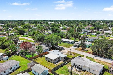 Charming 3-bedroom concrete block home on city water and city - photo 28