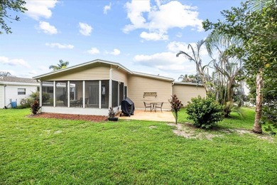 Welcome to your Florida retirement dream! Nestled on a quiet - photo 29