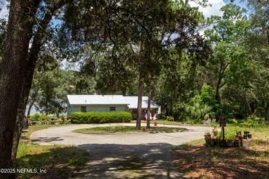 Lake Home For Sale in Keystone Heights, Florida