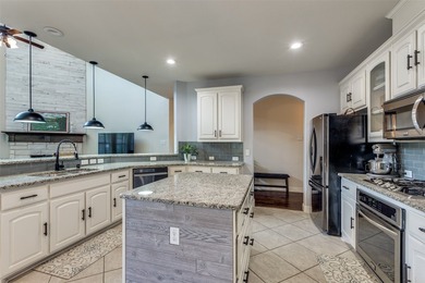 Beautifully maintained Cheldan-built home featuring 4 bedrooms - photo 11