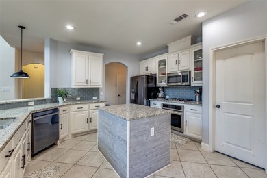 Beautifully maintained Cheldan-built home featuring 4 bedrooms - photo 12