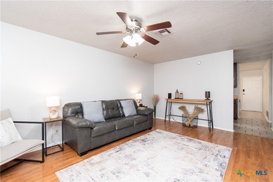 Well-located duplex in a highly desirable area with excellent