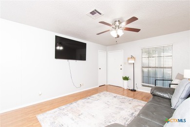 Well-located duplex in a highly desirable area with excellent