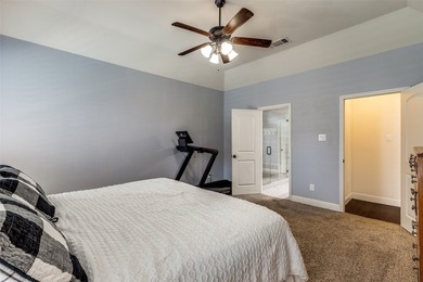 Beautifully maintained Cheldan-built home featuring 4 bedrooms - photo 17
