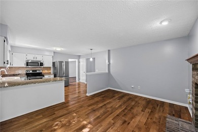 Welcome to this beautiful 3-bedroom, 1.5-bathroom Colonial home - photo 19