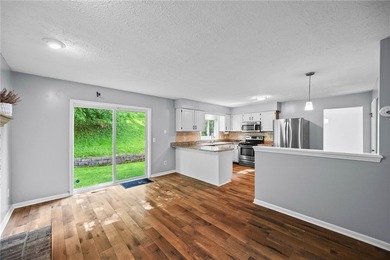 Welcome to this beautiful 3-bedroom, 1.5-bathroom Colonial home - photo 20