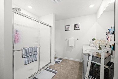 Beautifully maintained 2024 CBS home offering 3 bedrooms and 2 - photo 21