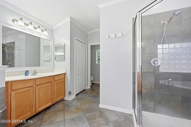 OPEN HOUSE SAT 7/18 12-3! BRING AN OFFER! Enjoy resort-style - photo 31